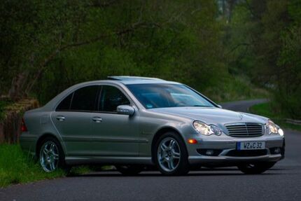 Mercedes-Benz C 32 AMG 197.000 km 11.000 &euro; Hüttenberg 35625