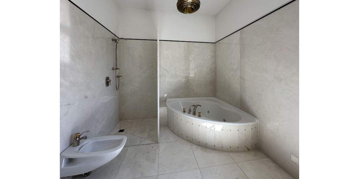 Einfamilienhaus Weinbach / Fürfurt Fürfurt - 7 Zimmer, 232 m&sup2;, 498.000&euro; | Angebot:25815179