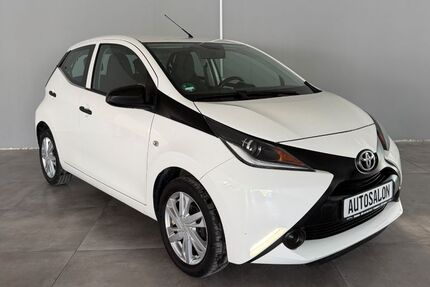 Toyota Aygo (X) 78.300 km 7.099 &euro; Weilrod 61276