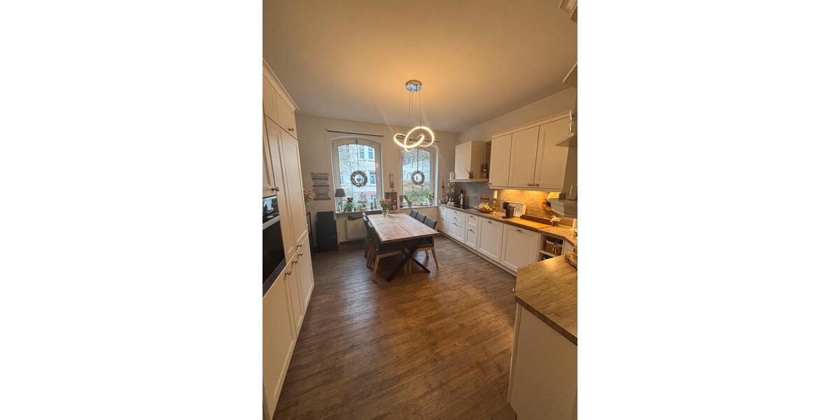 Reihenhaus Dillenburg - 7 Zimmer, 140 m&sup2;, 339.000&euro; | Angebot:25635737