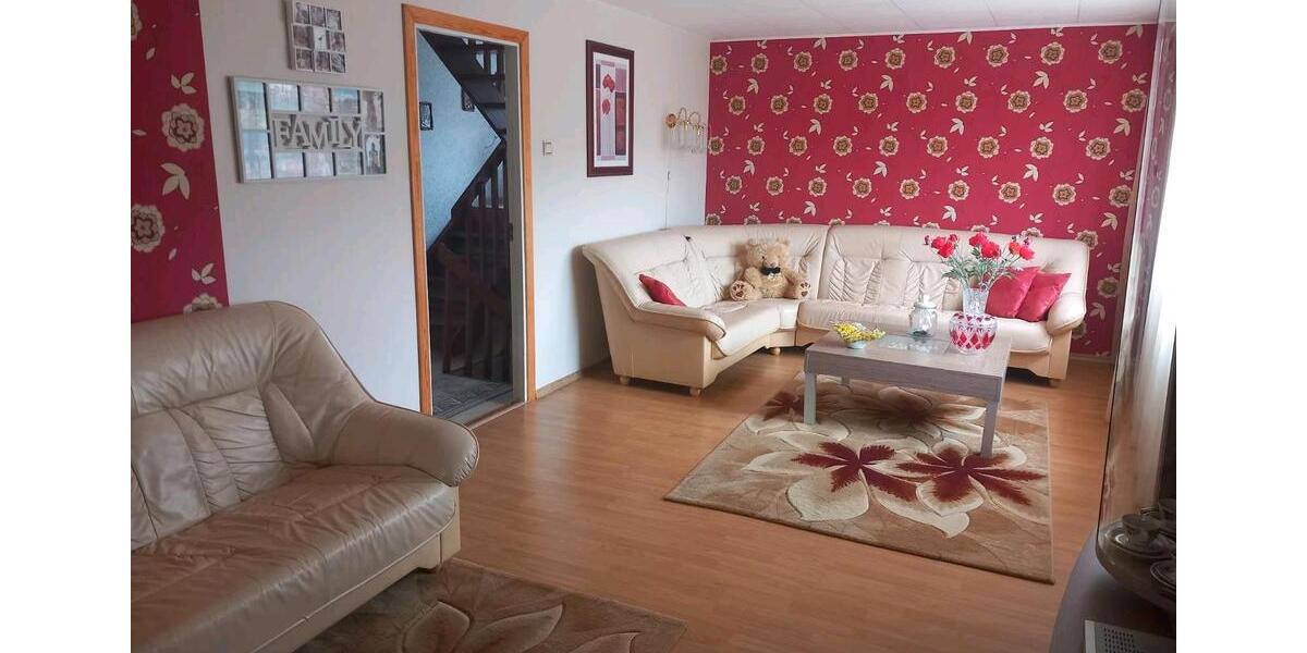 Einfamilienhaus Weilrod - 5 Zimmer, 170 m&sup2;, 210.000&euro; | Angebot:21245027