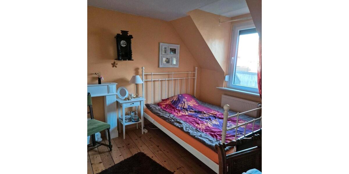 Einfamilienhaus Butzbach - 6 Zimmer, 180 m&sup2;, 450.000&euro; | Angebot:26378161